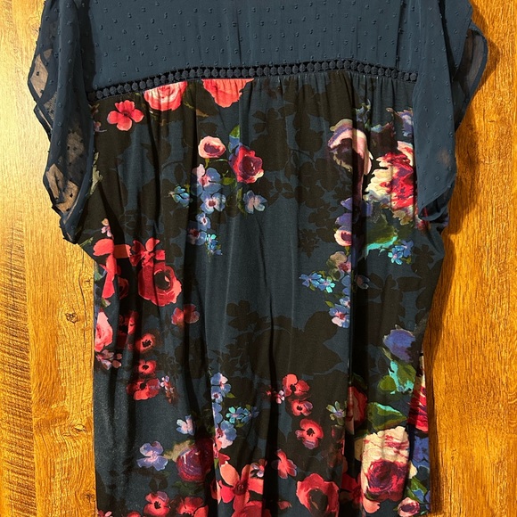 Daniel Rainn XL- dark teal with Red and Blue Tie Front Cap Sleeve Blouse - Picture 2 of 2